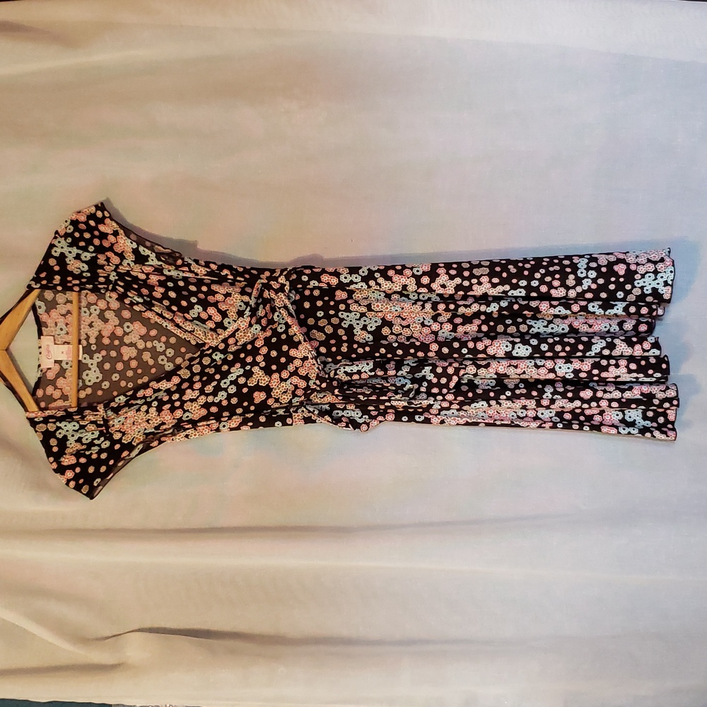 Candie’s mid length wrap dress Y2K dark brown with pink and blue floral print
